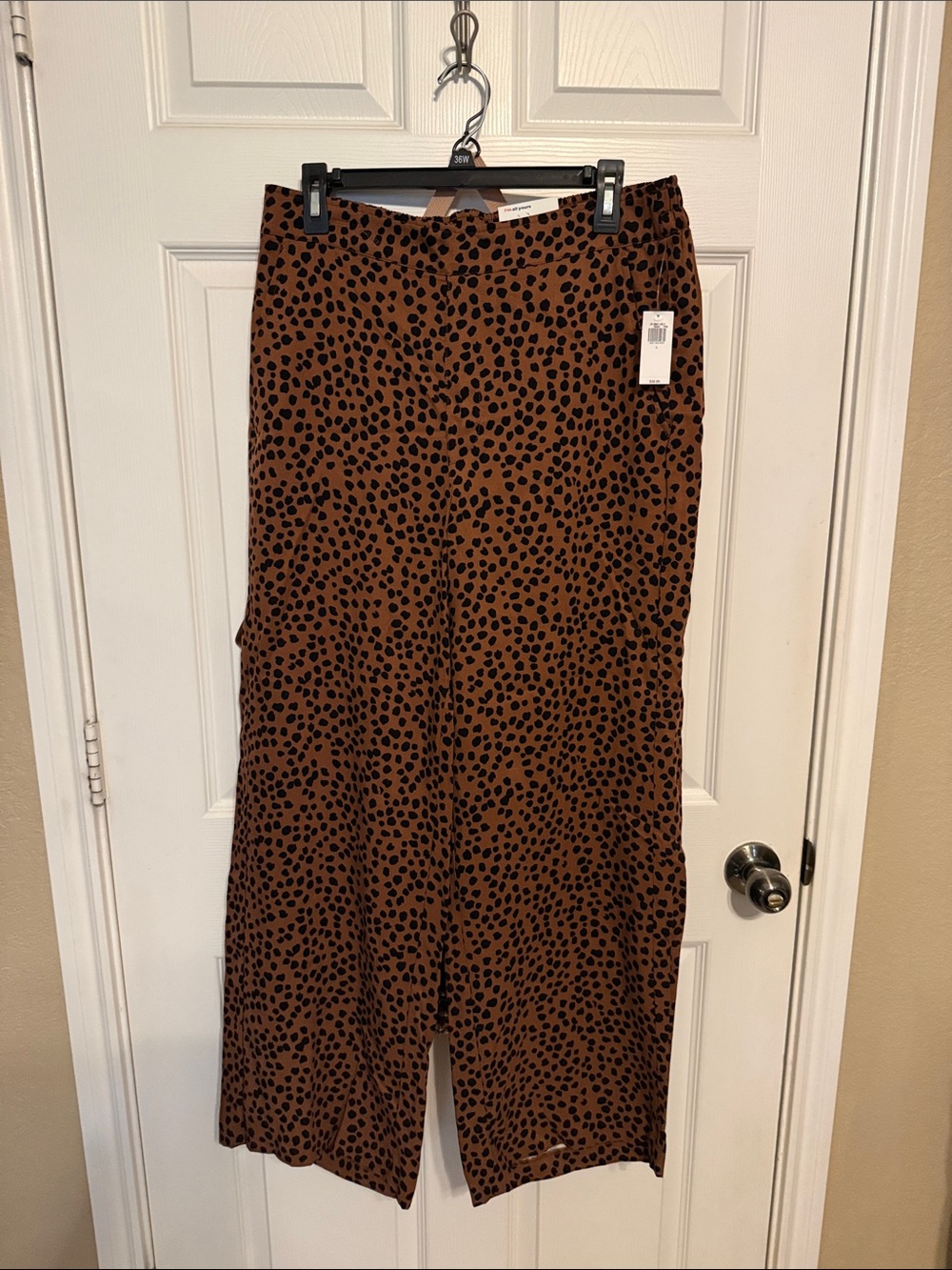 Old Navy Wide-Leg Animal Print Pants in Brown